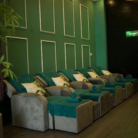 Vintage Boutique Hotel & Spa Хошимин Экстерьер фото